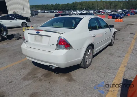 2008 Ford Fusion Se z USA, uszkodzony, nr VIN 3FAHP07Z08R153689